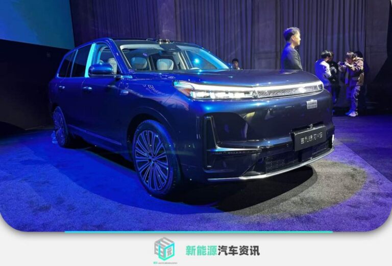 上海杨浦滨江超极合生汇商办项目规划公示
，南、北地块规划商业楼
